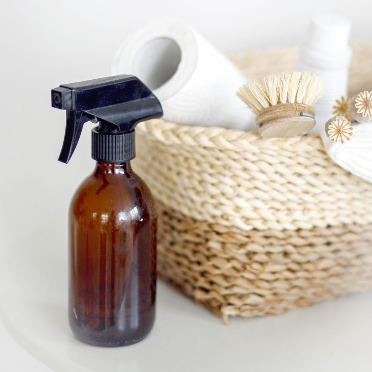 how to clean your home with vinegar